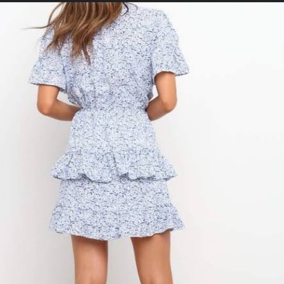 Petal & Pup dress blue white ditsy above the knee dress size 12 - Picture 12 of 15